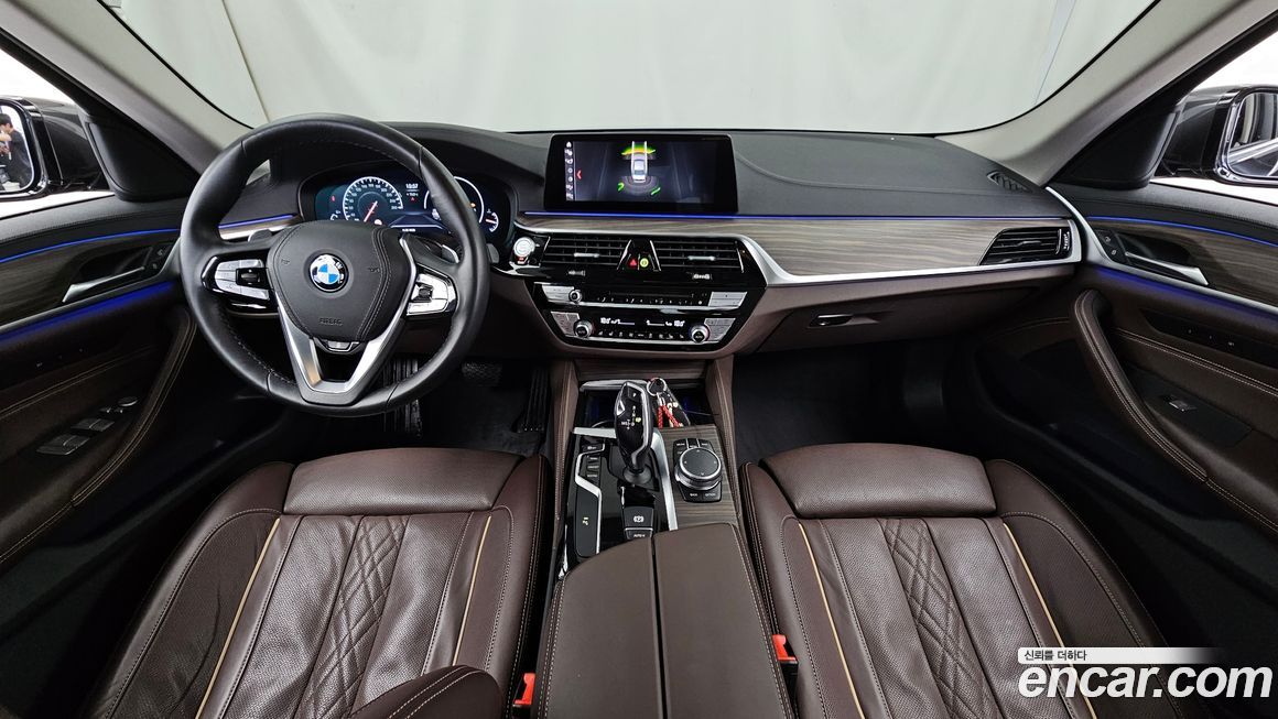 BMW 5-Series 2019