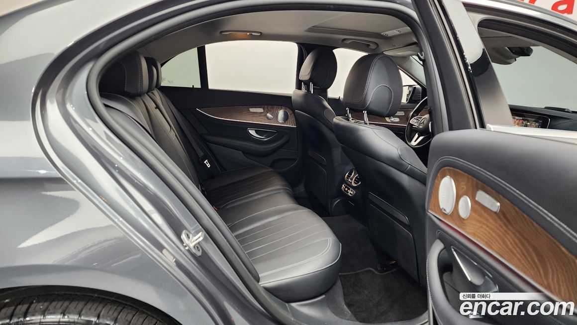 Mercedes-Benz E-Class 2020