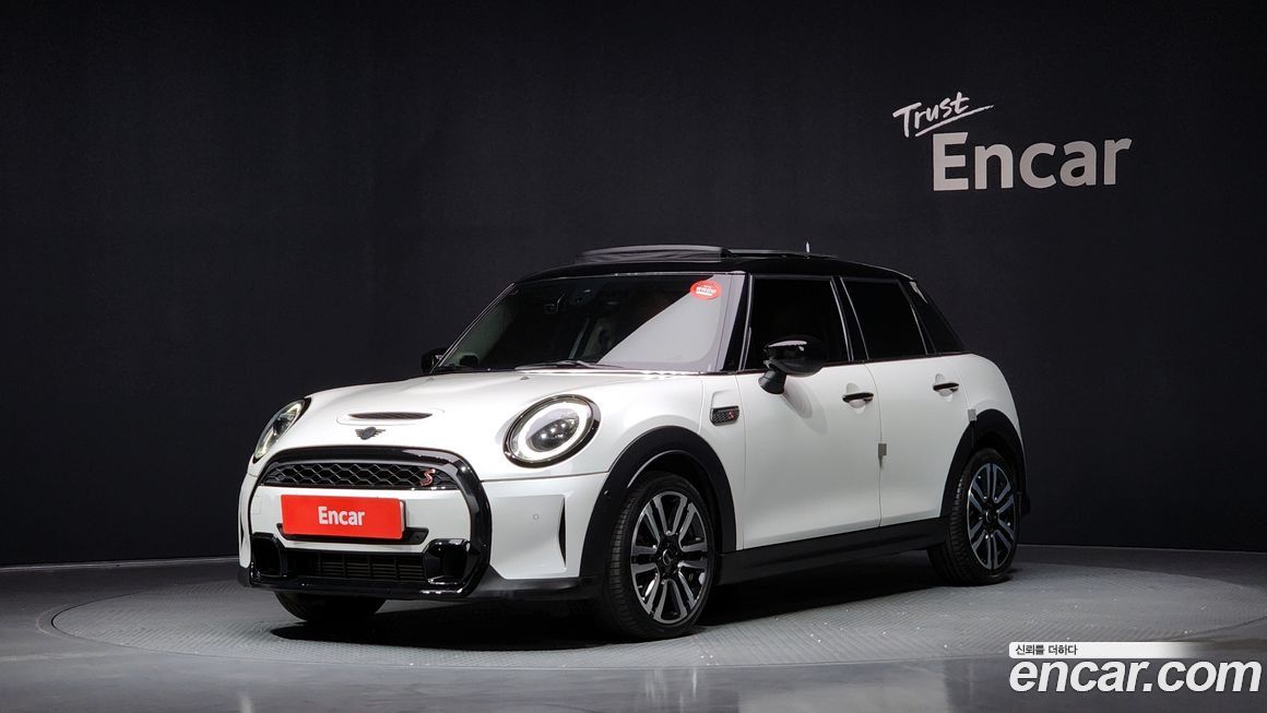 Mini Cooper 2024