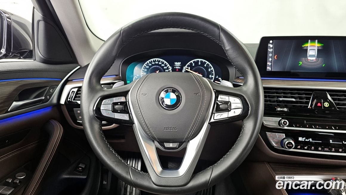 BMW 5-Series 2019