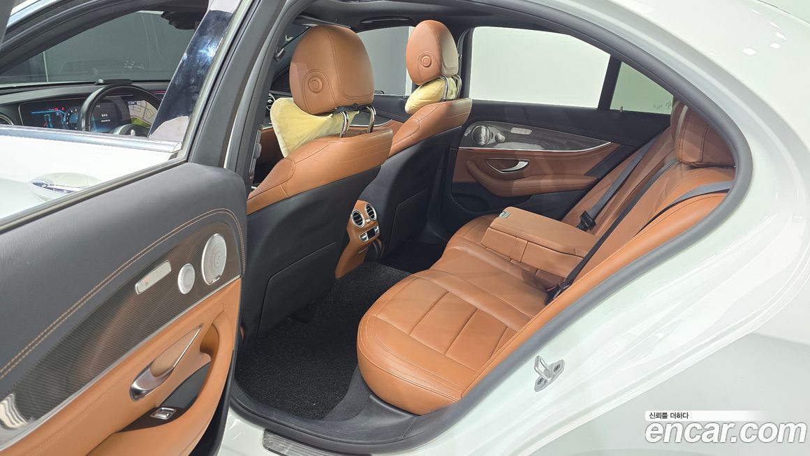 Mercedes-Benz E-Class 2020