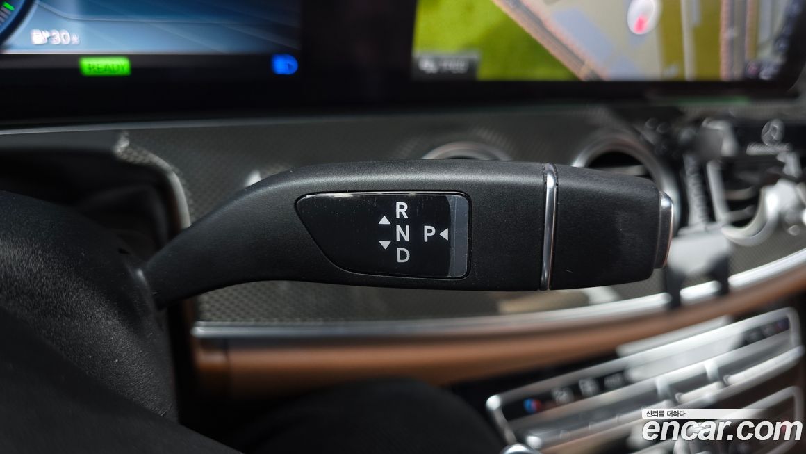 Mercedes-Benz E-Class 2020