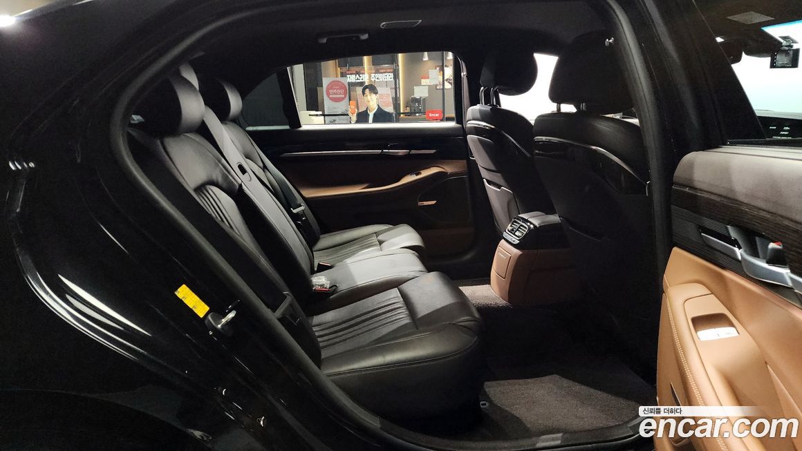 Genesis G90 2021