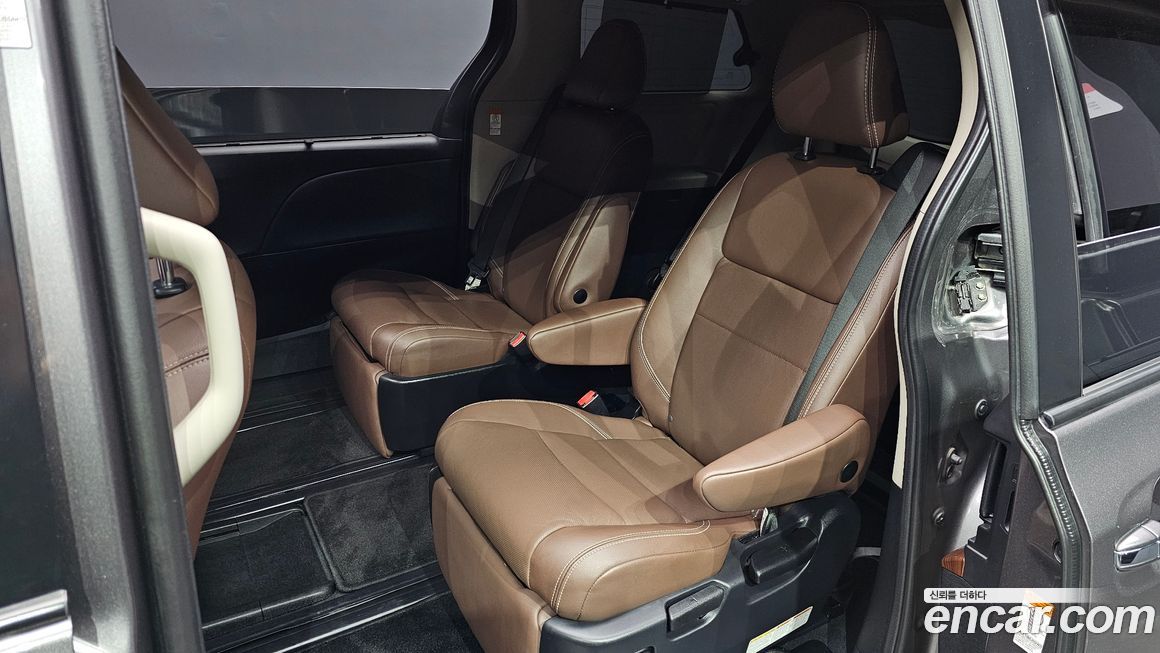 Toyota Sienna 2020
