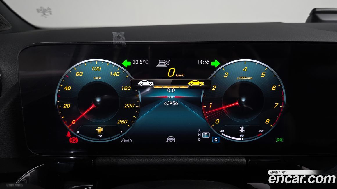 Mercedes-Benz GLA-Class 2023