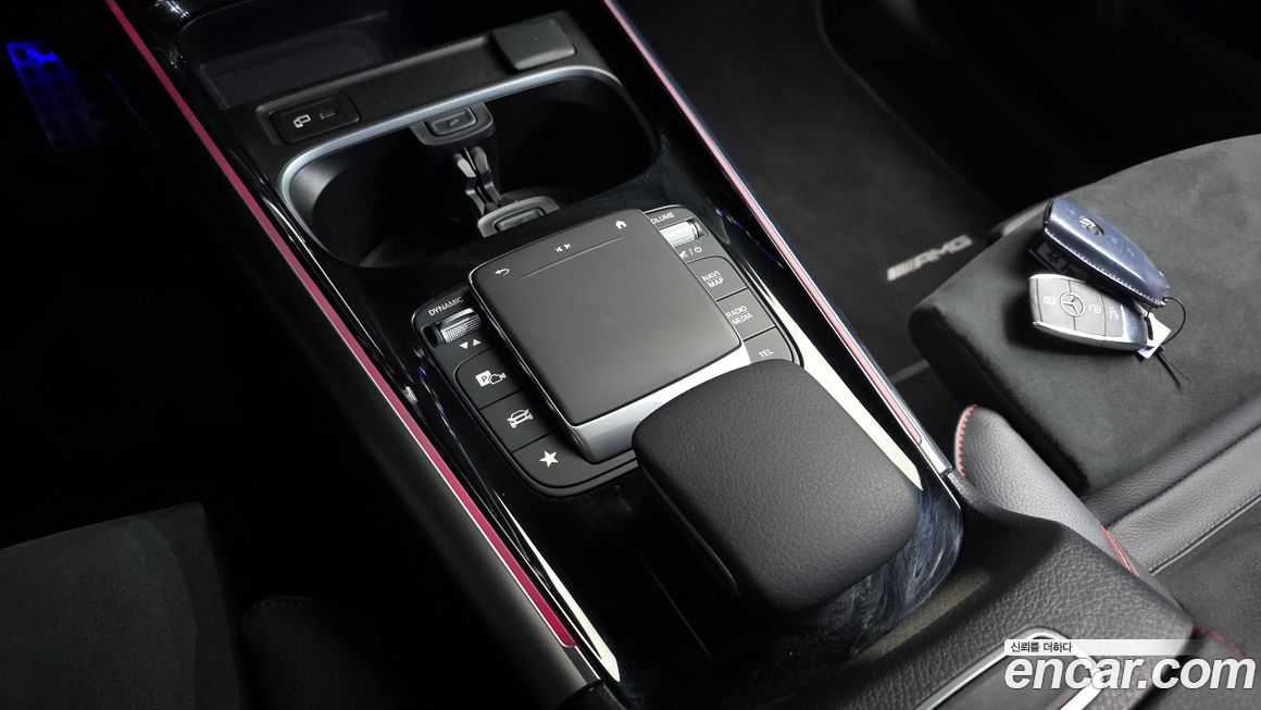 Mercedes-Benz GLA-Class 2023