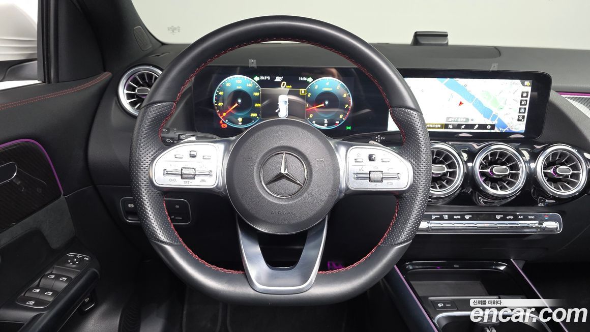 Mercedes-Benz GLA-Class 2023