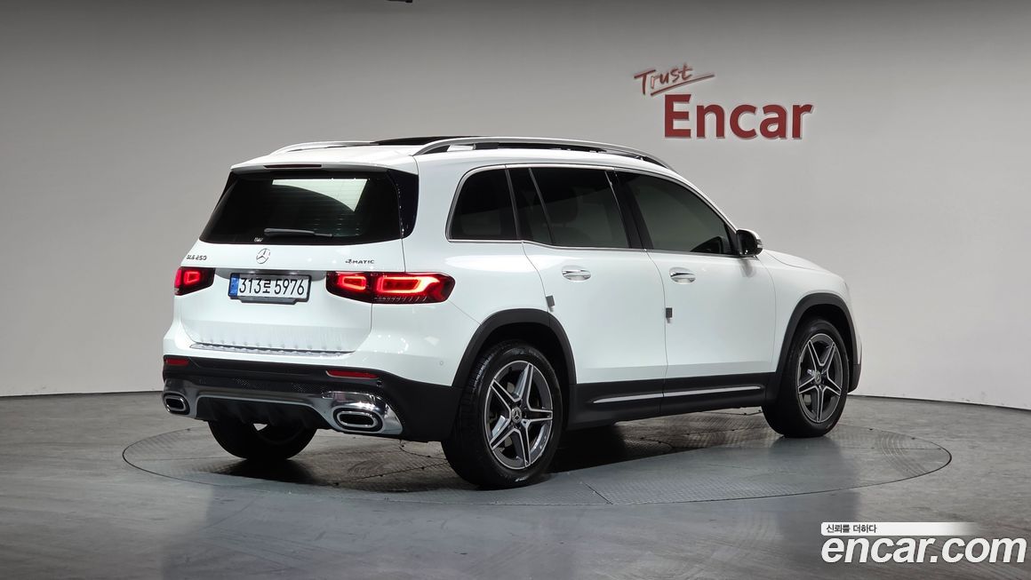 Mercedes-Benz GLB-Class 2021