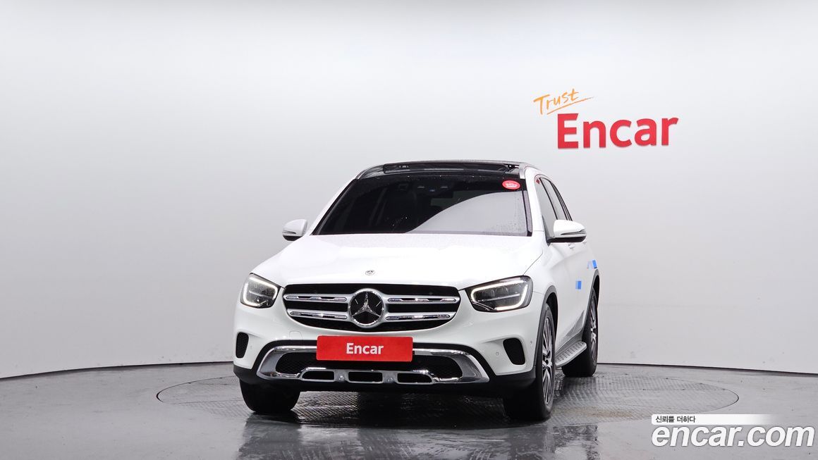 Mercedes-Benz GLC-Class 2021