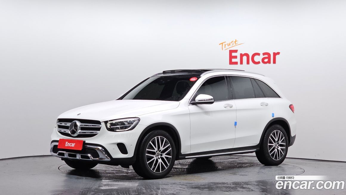Mercedes-Benz GLC-Class 2021