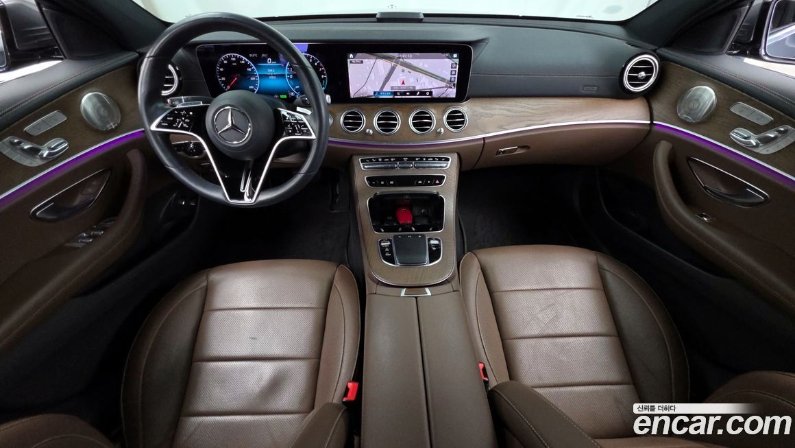 Mercedes-Benz E-Class 2021