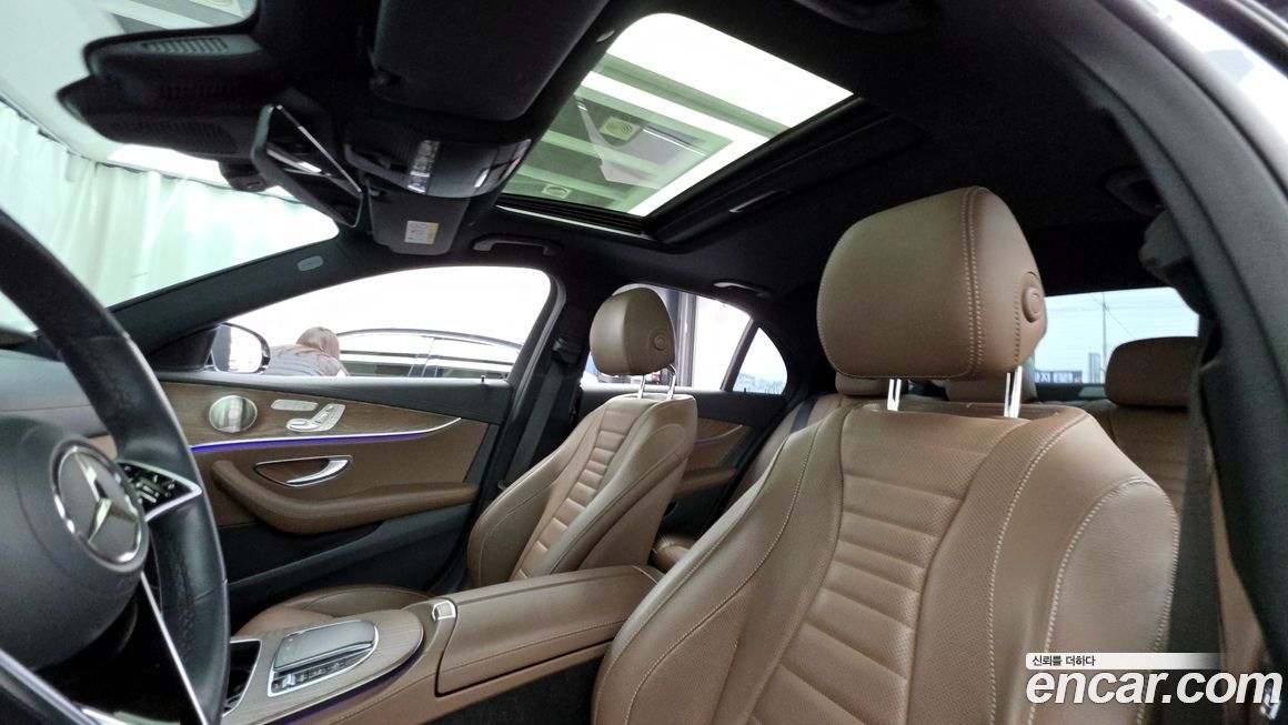 Mercedes-Benz E-Class 2021