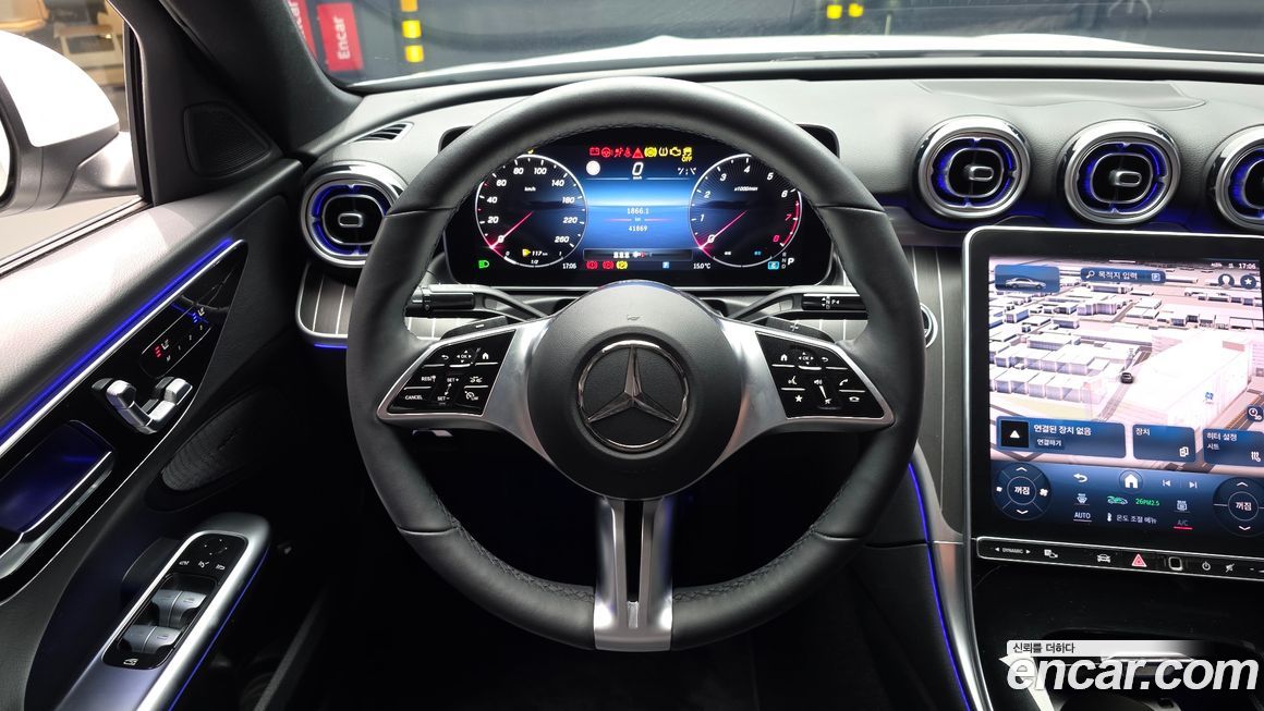 Mercedes-Benz C-Class 2022