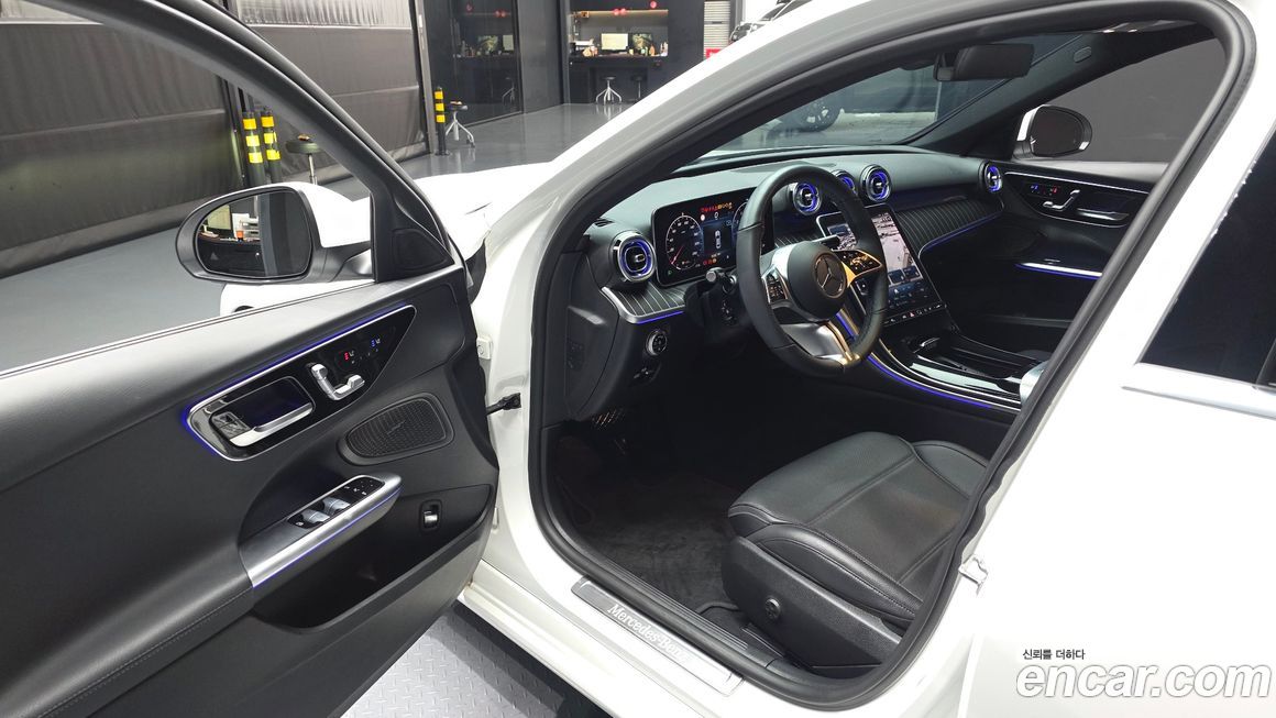 Mercedes-Benz C-Class 2022
