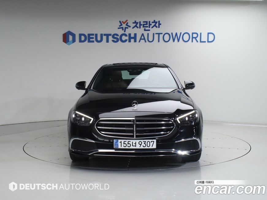 Mercedes-Benz E-Class 2023