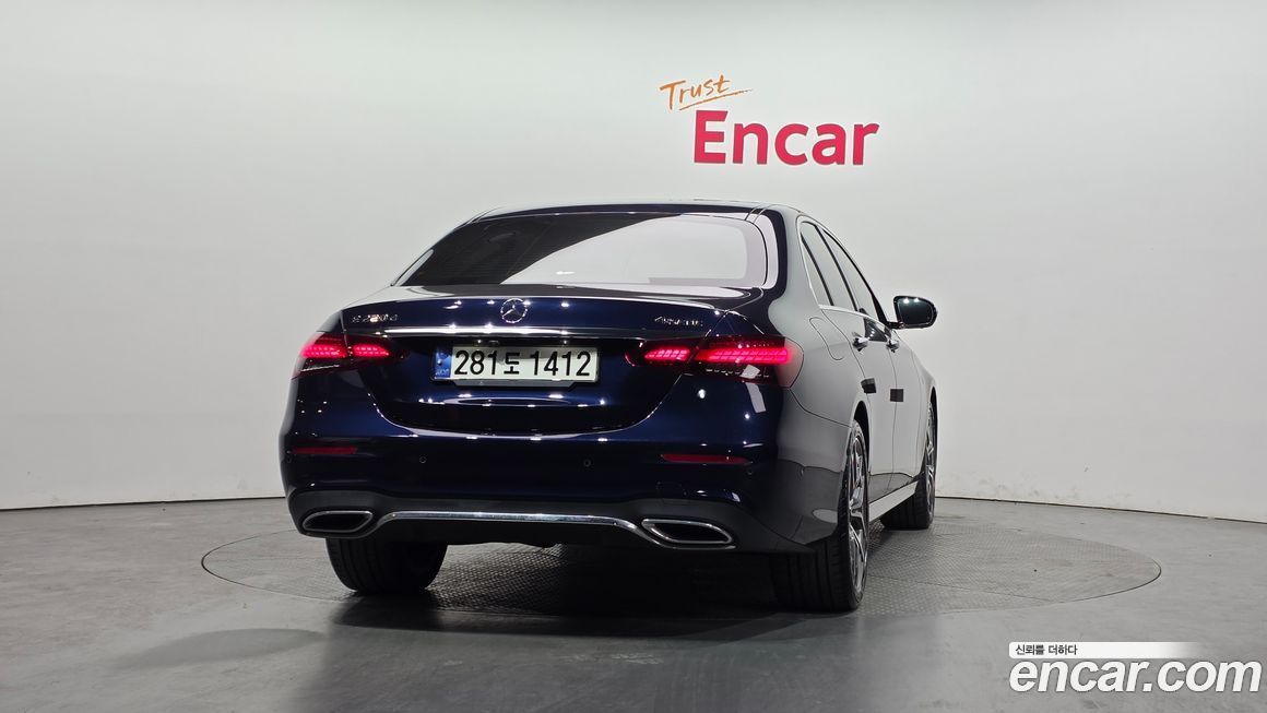 Mercedes-Benz E-Class 2021