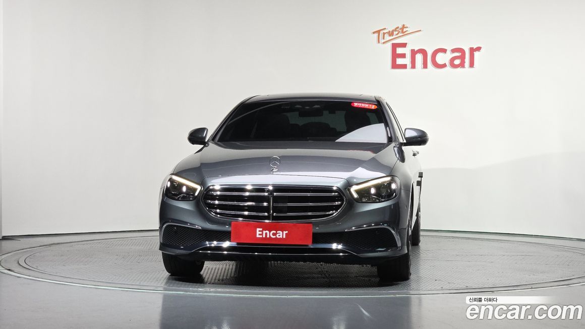 Mercedes-Benz E-Class 2021
