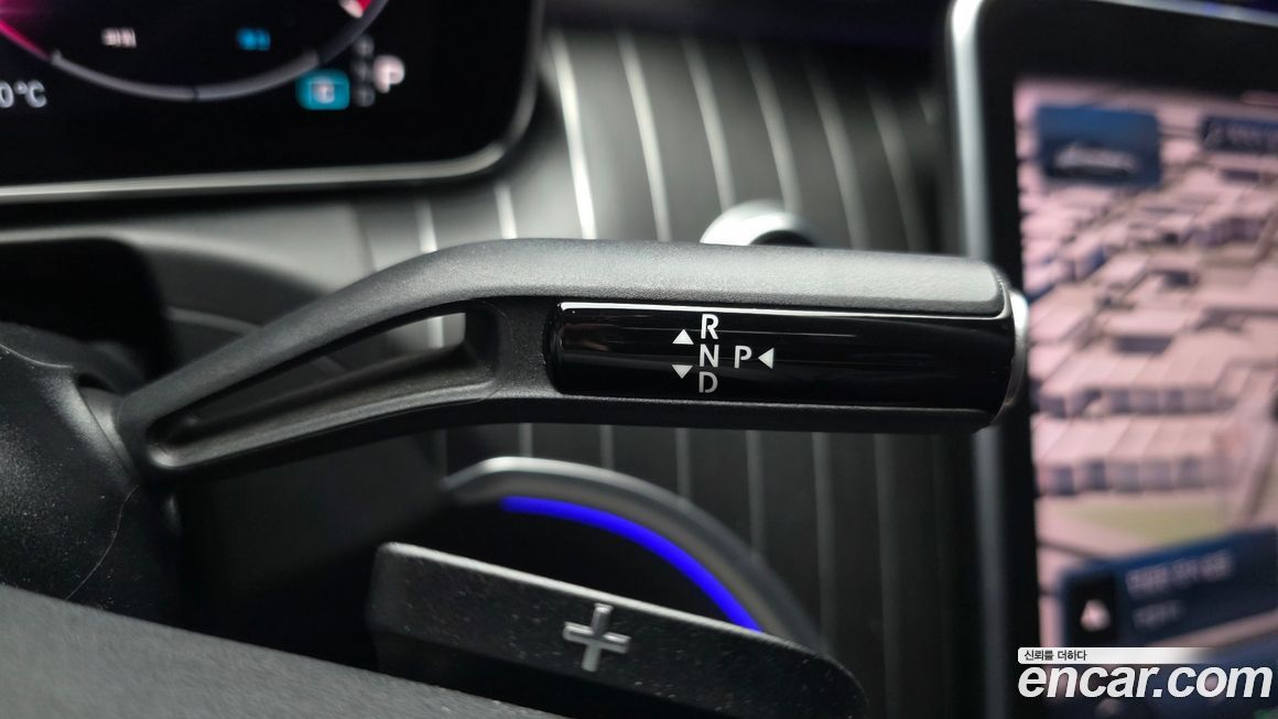 Mercedes-Benz C-Class 2022