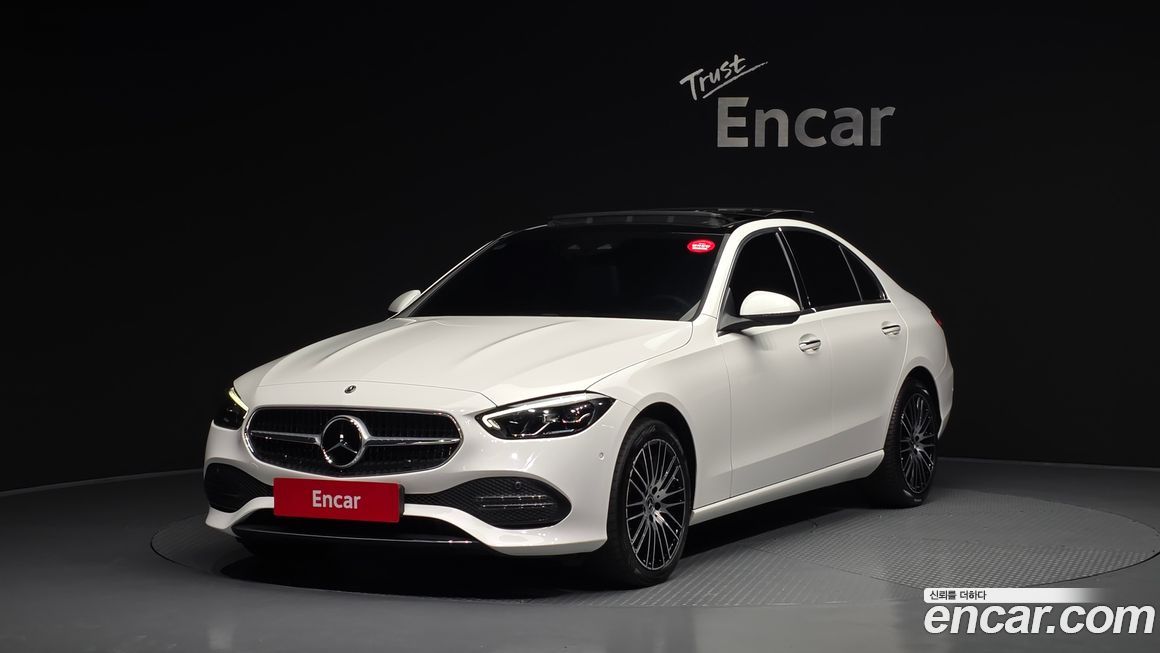 Mercedes-Benz C-Class 2022