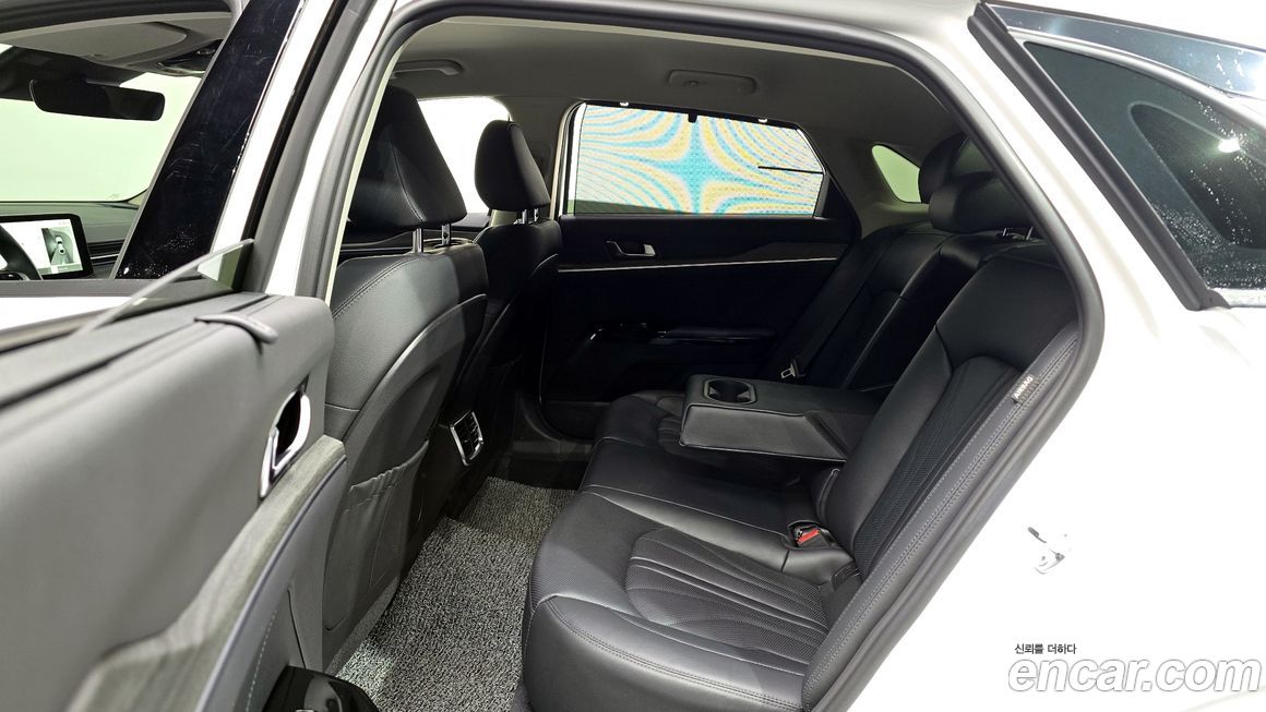 Kia K5 2025