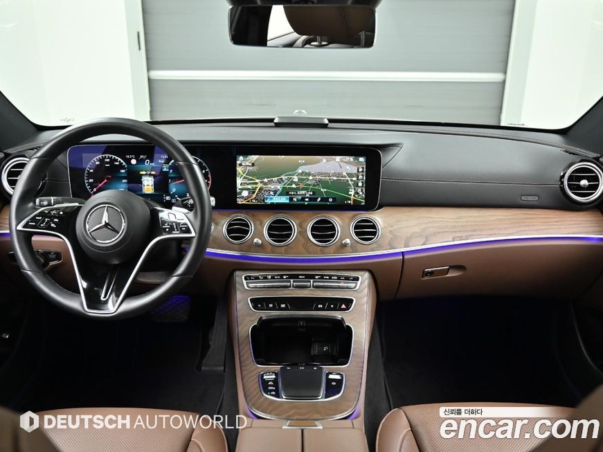 Mercedes-Benz E-Class 2023