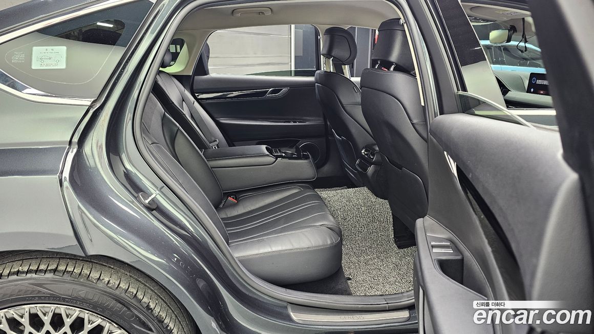 Genesis G80 2021