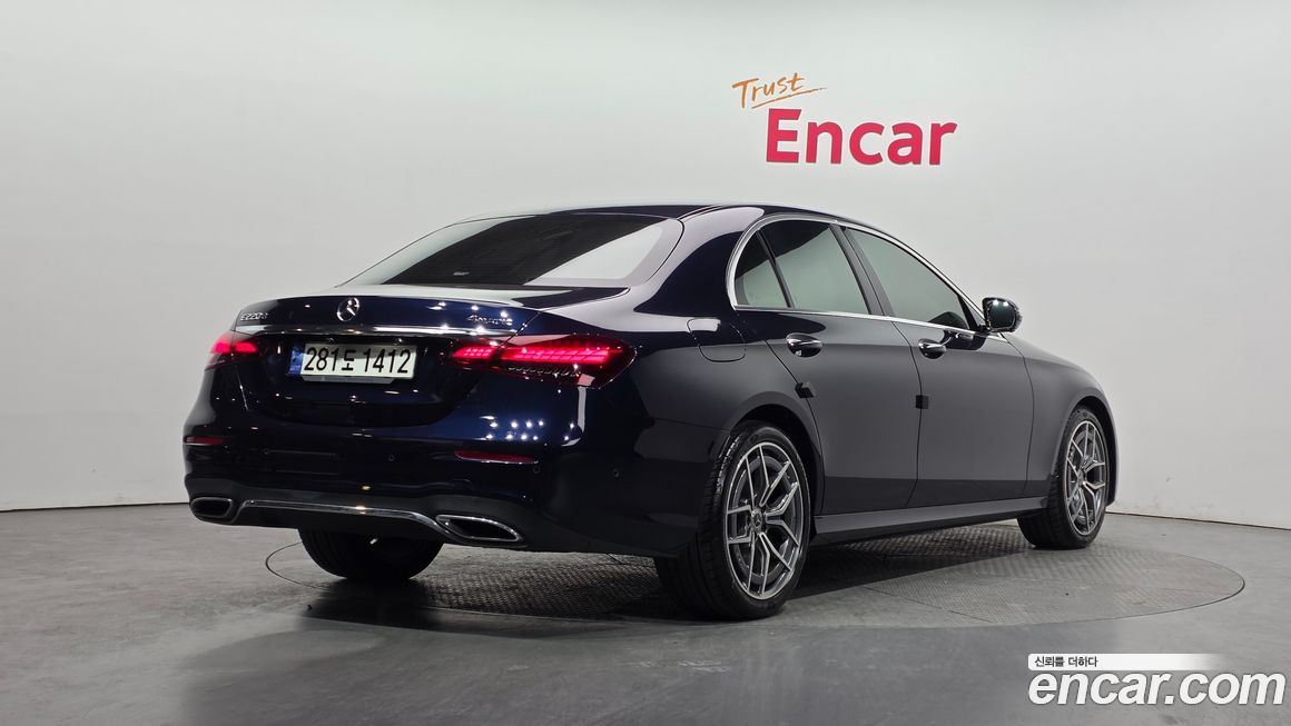 Mercedes-Benz E-Class 2021