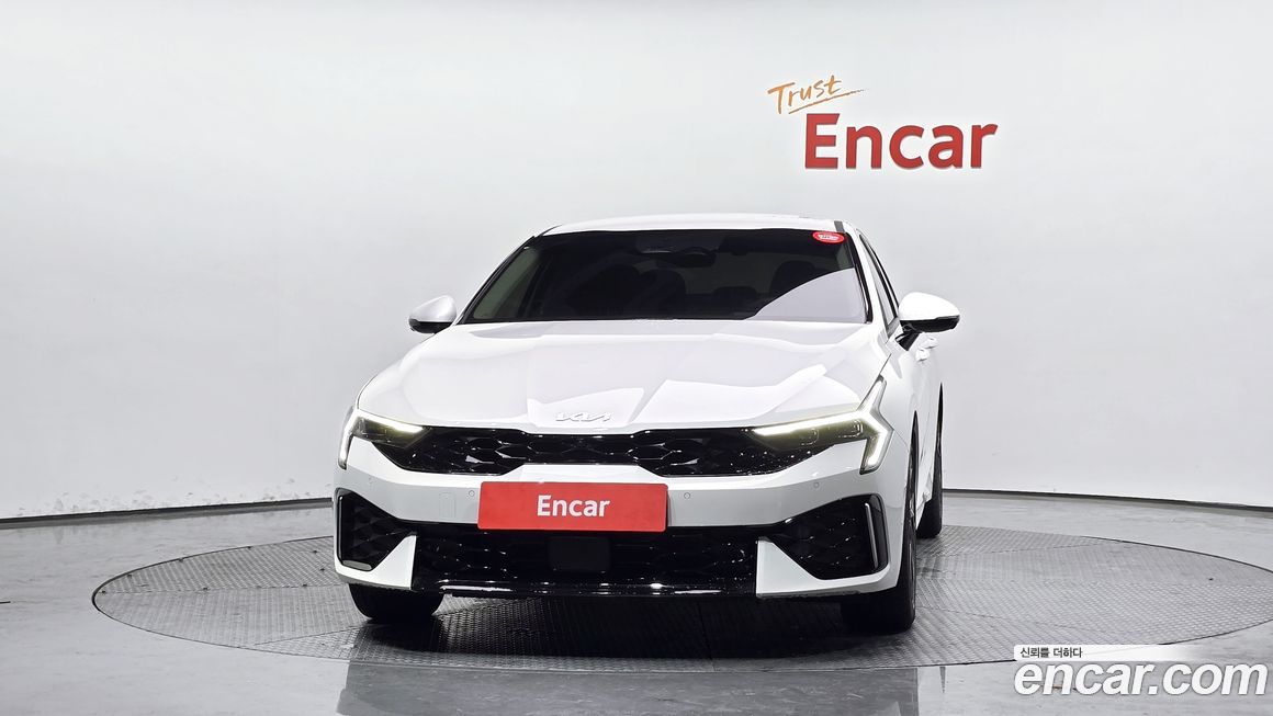 Kia K5 2025