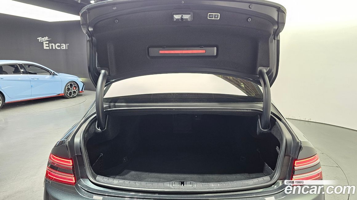 Genesis G80 2021