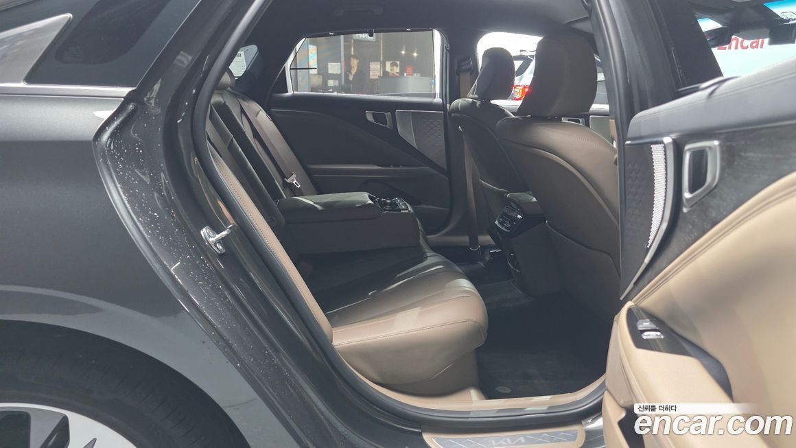 Kia K8 2023