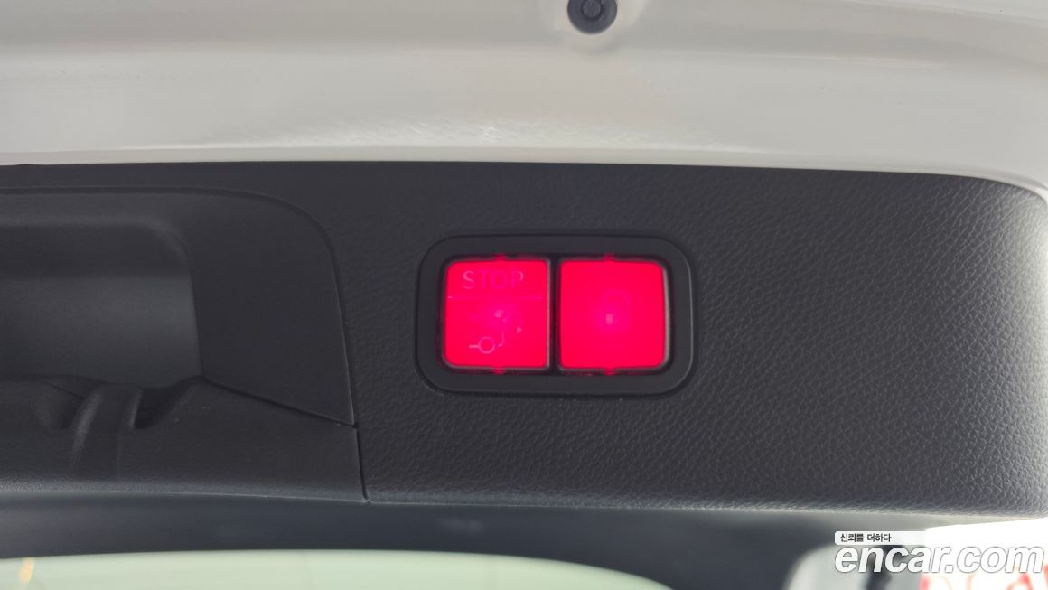 Mercedes-Benz GLC-Class 2021