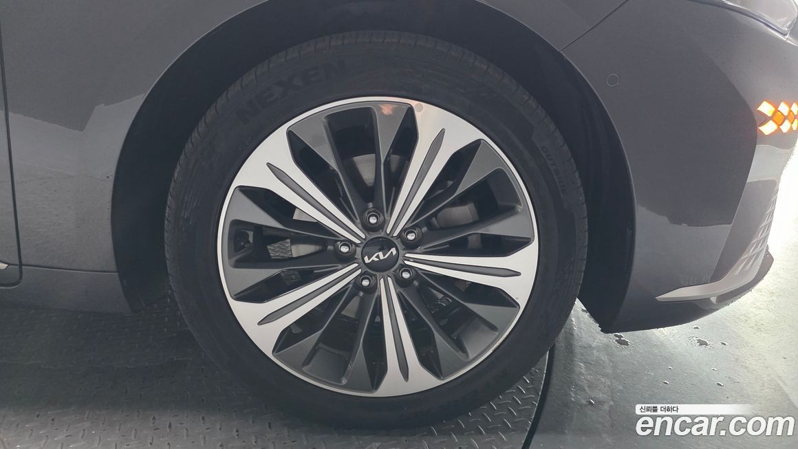 Kia K8 2023