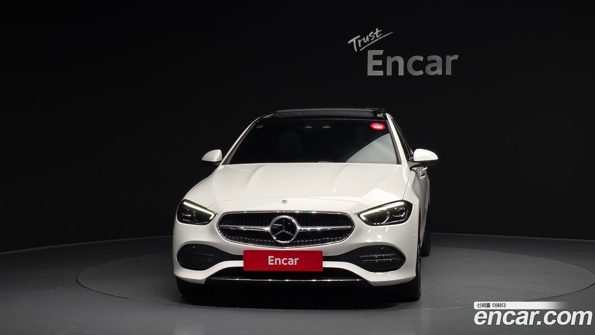 Mercedes-Benz C-Class 2022