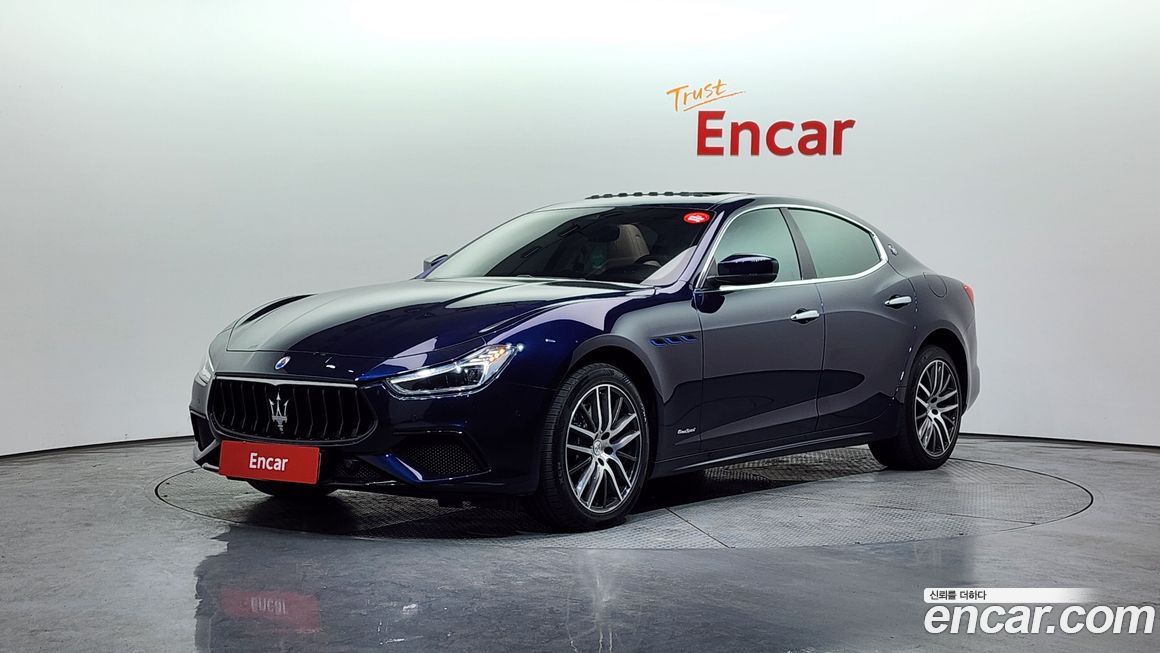Maserati Ghibli 2021