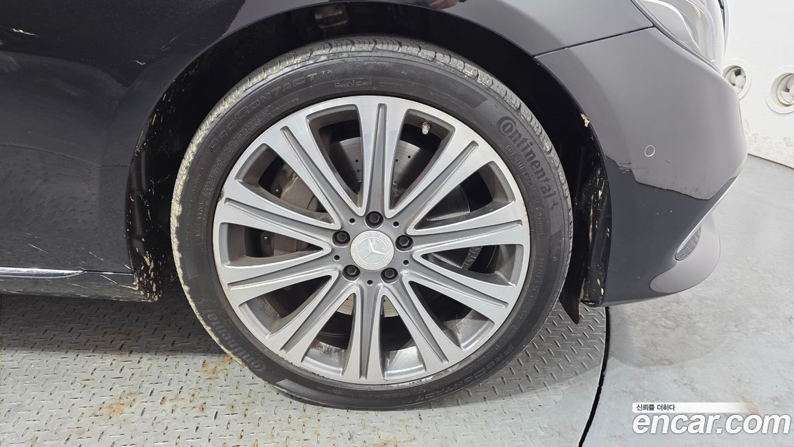 Mercedes-Benz E-Class 2019