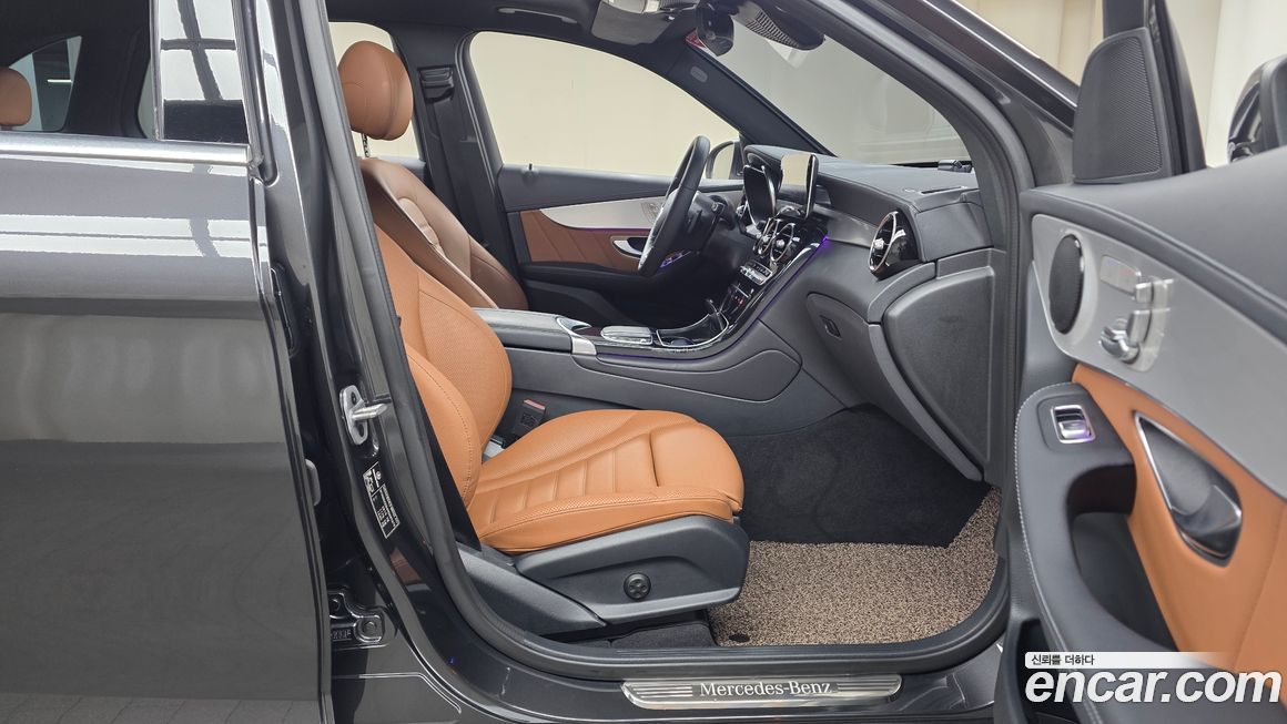 Mercedes-Benz GLC-Class 2022