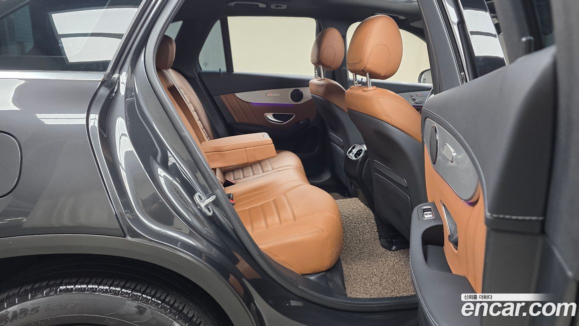 Mercedes-Benz GLC-Class 2022