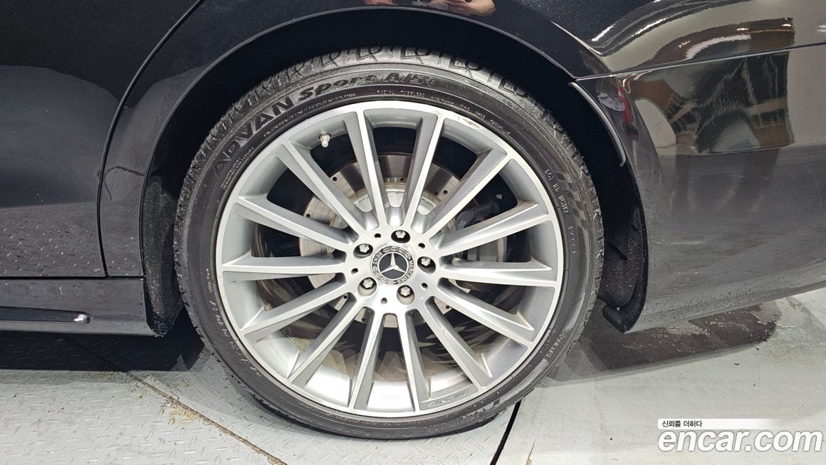 Mercedes-Benz S-Class 2020