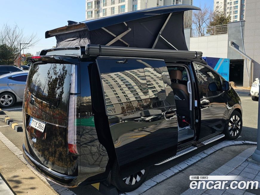 Hyundai Staria 2025