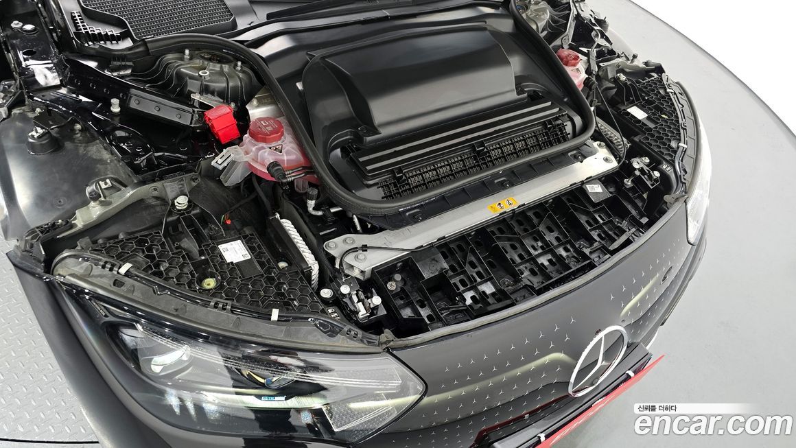 Mercedes-Benz EQE 2023