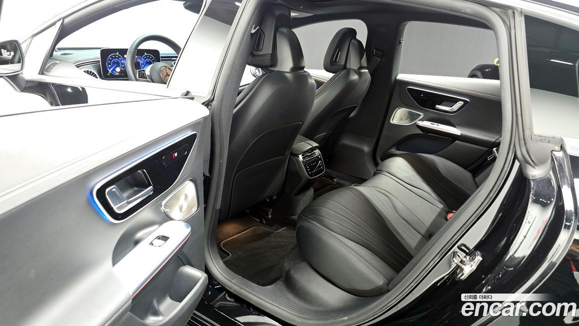 Mercedes-Benz EQE 2023