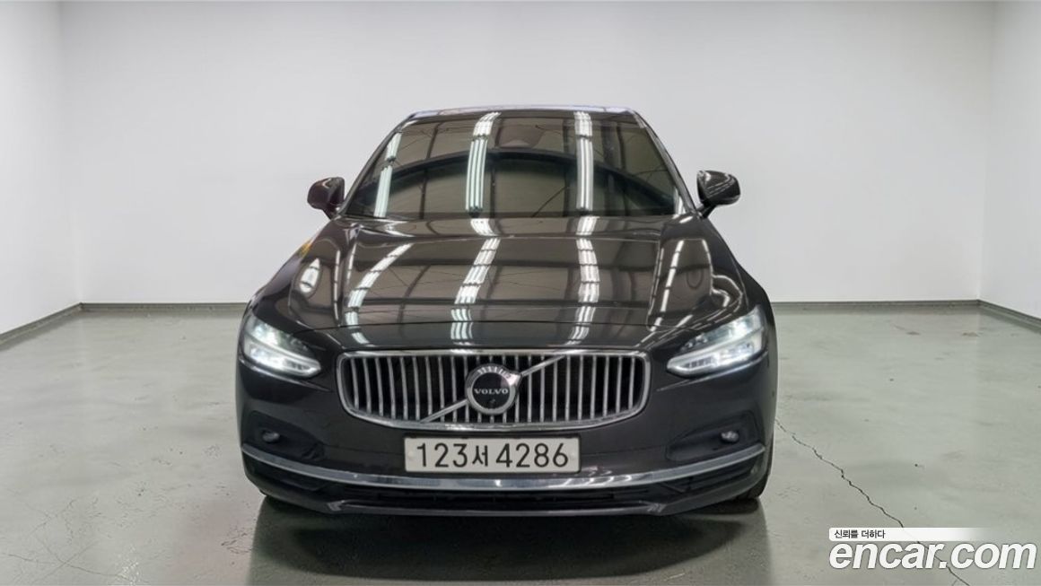 Volvo S90 2022