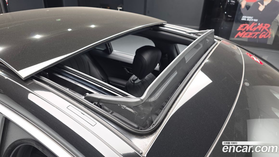 Mercedes-Benz S-Class 2022