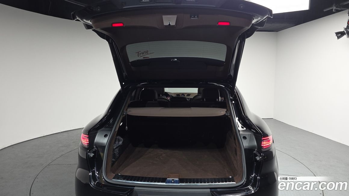 Porsche Cayenne 2021