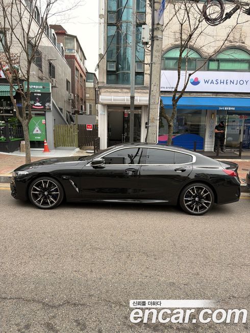 BMW 8-Series 2022