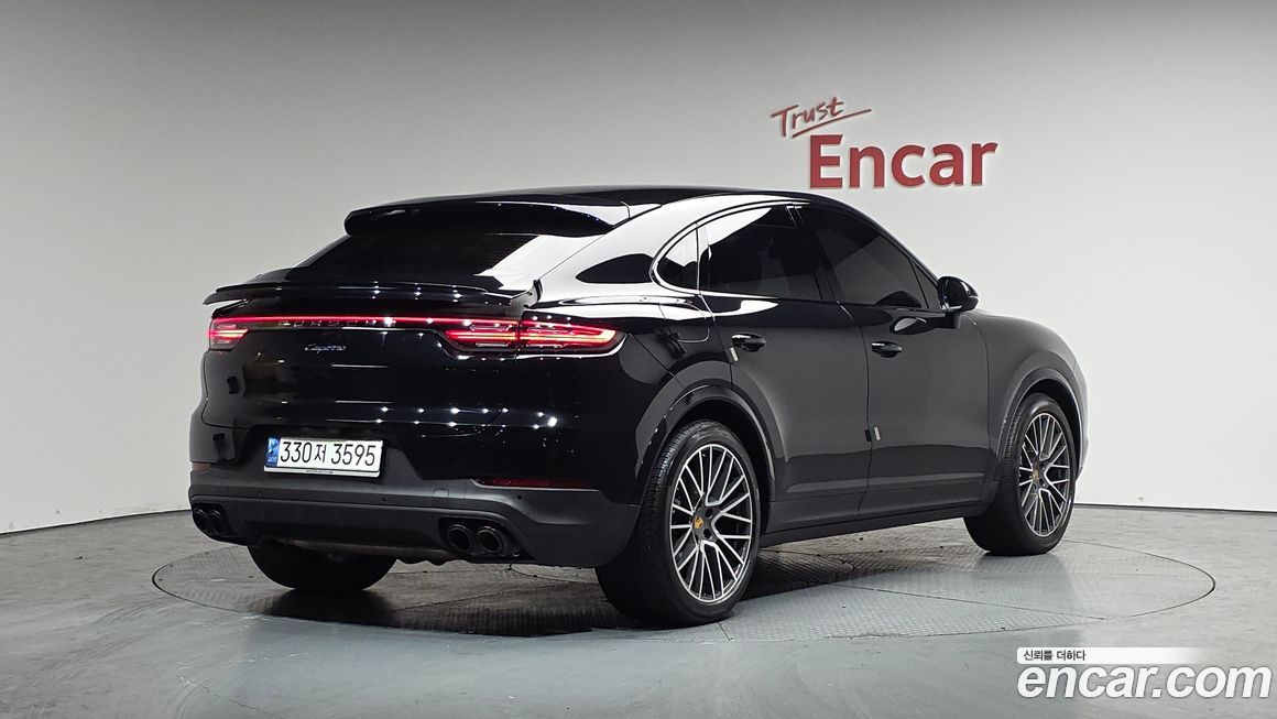 Porsche Cayenne 2021