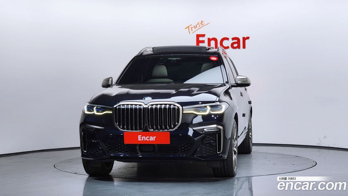 BMW X7 2021