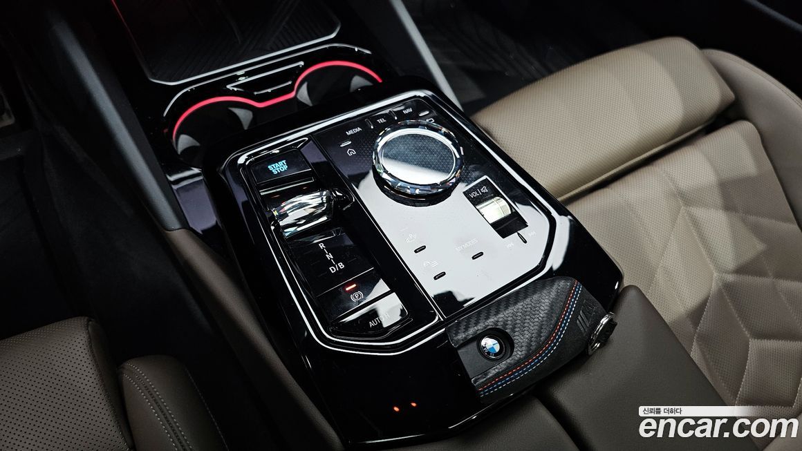 BMW i5 2025