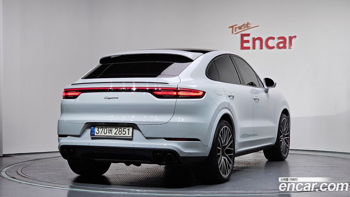 Porsche Cayenne 2021