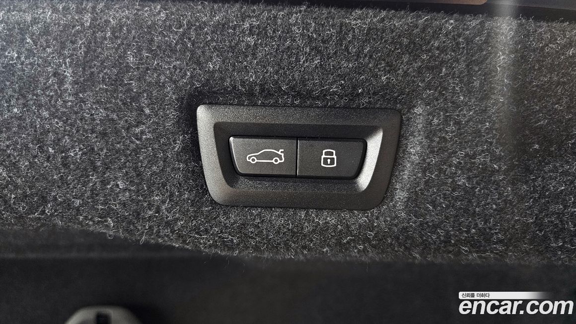 BMW i5 2025